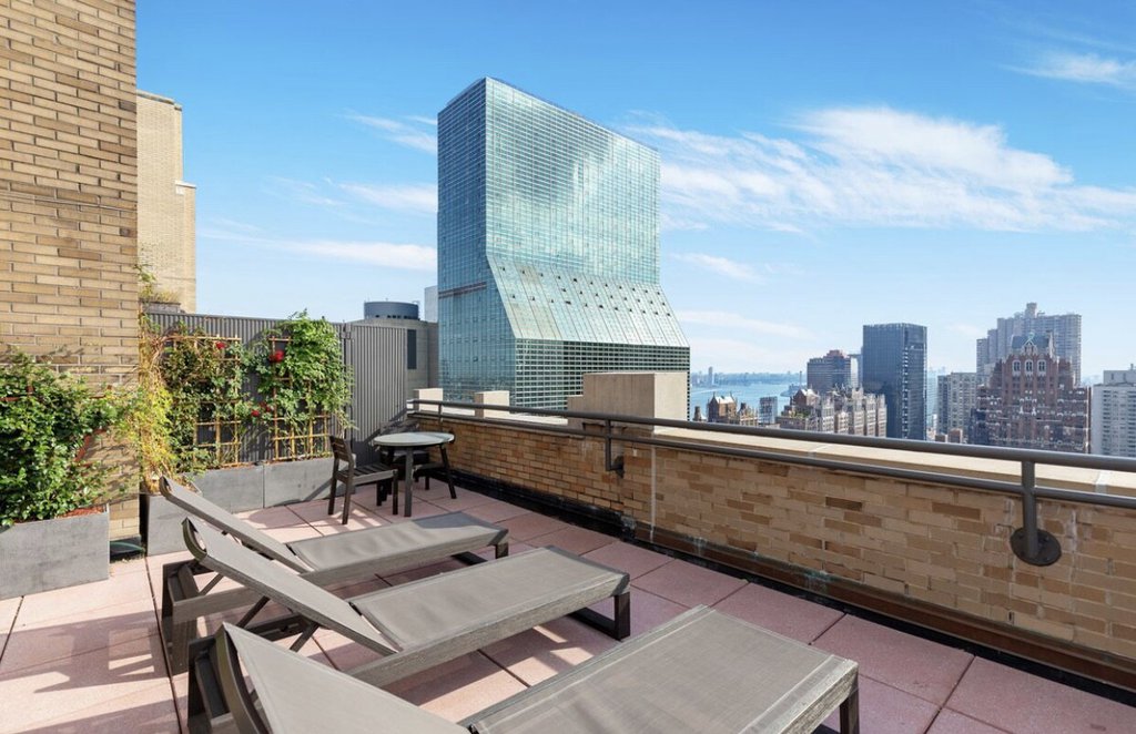 310 East 40th Street, Unit 6K photo 15