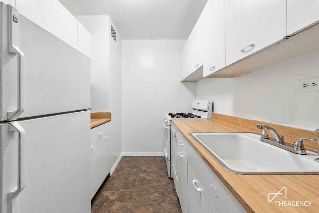 205 West End Avenue, Unit 7F photo 8
