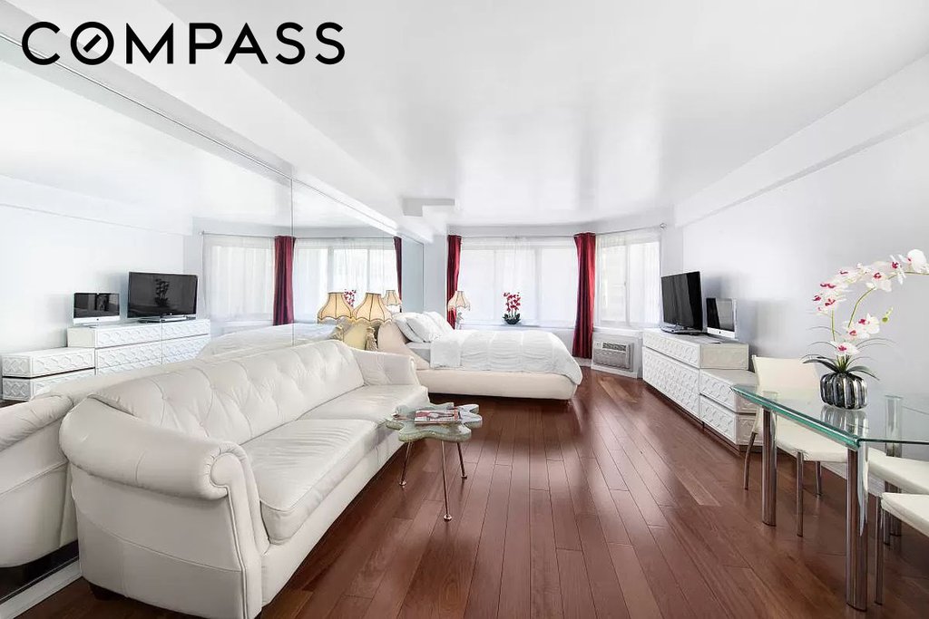 225 East 46th Street, Unit 12G