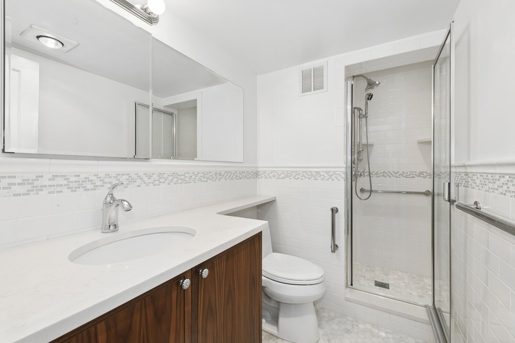 500 East 83rd Street, Unit 15E photo 7