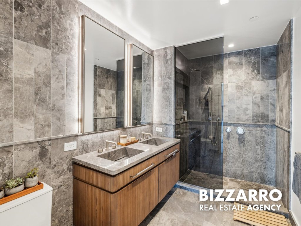 208 Delancey Street, Unit 8F photo 7