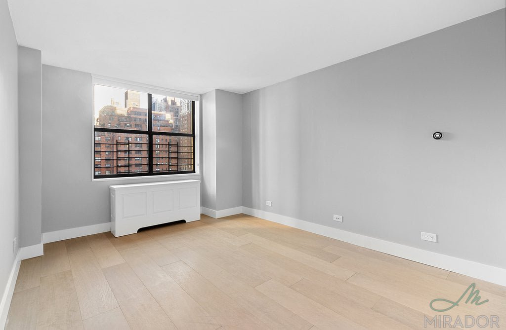 330 East 39th Street, Unit 14D photo 8