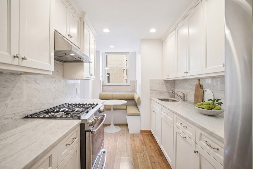 1040 Park Avenue, Unit 8E photo 5