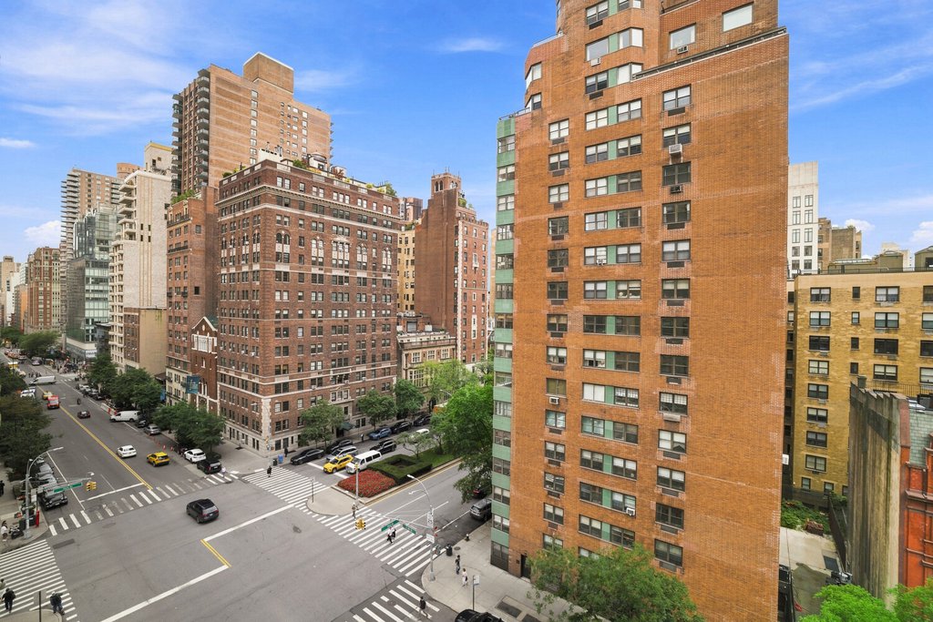 1040 Park Avenue, Unit 8E photo 18