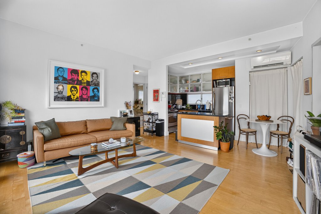 297 Driggs Avenue, Unit 6B photo 3