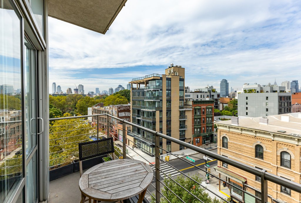 297 Driggs Avenue, Unit 6B photo 8