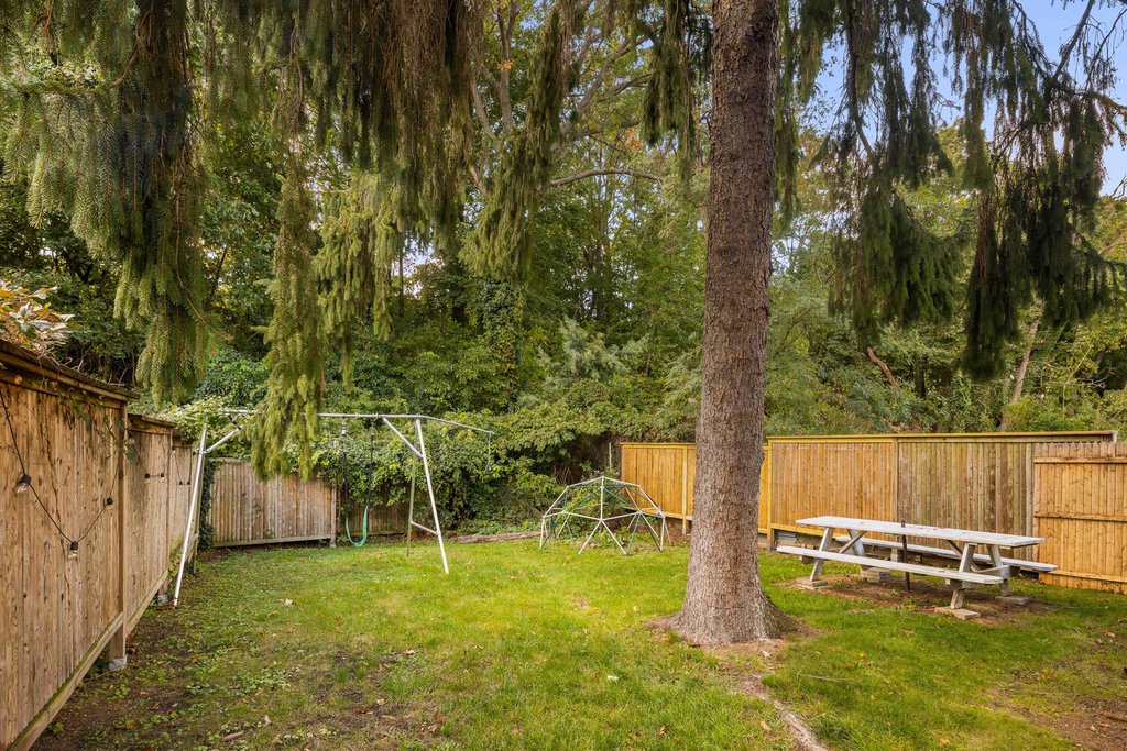 67-32 Selfridge Street – For Sale photo 14