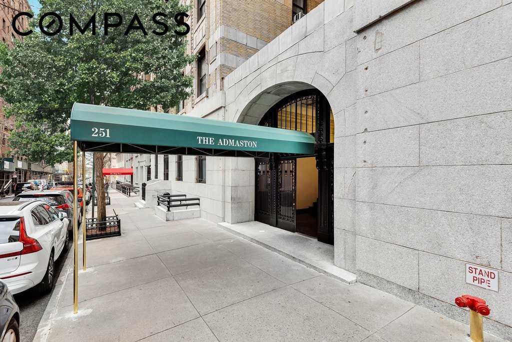 251 West 89th Street, Unit 11D photo 12