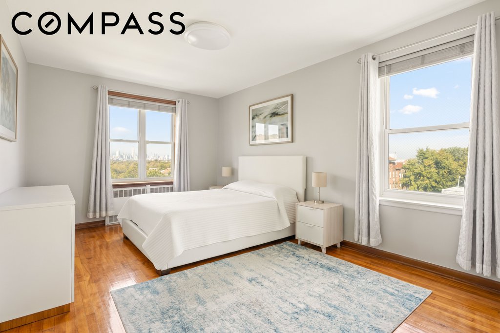 33-15 81st Street, Unit 4C photo 4
