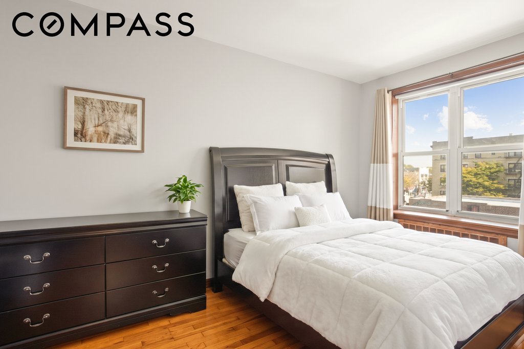 33-15 81st Street, Unit 4C photo 5