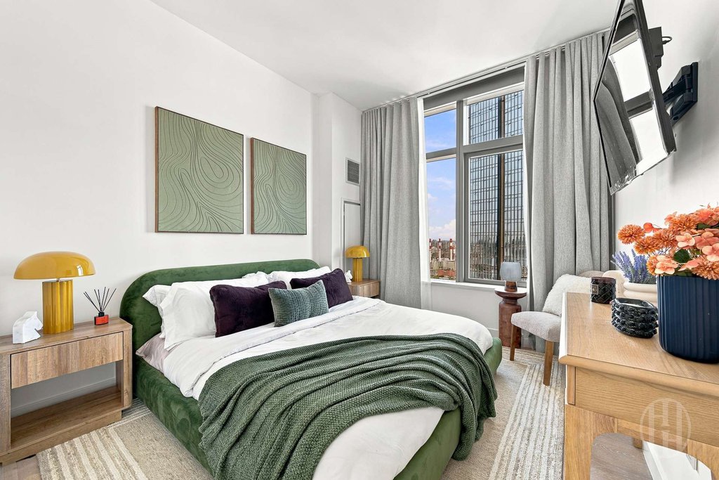 3 Court Square, Unit 4608 photo 6