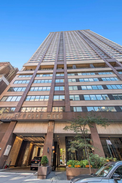 20 West 64th Street, Unit 15J photo 8
