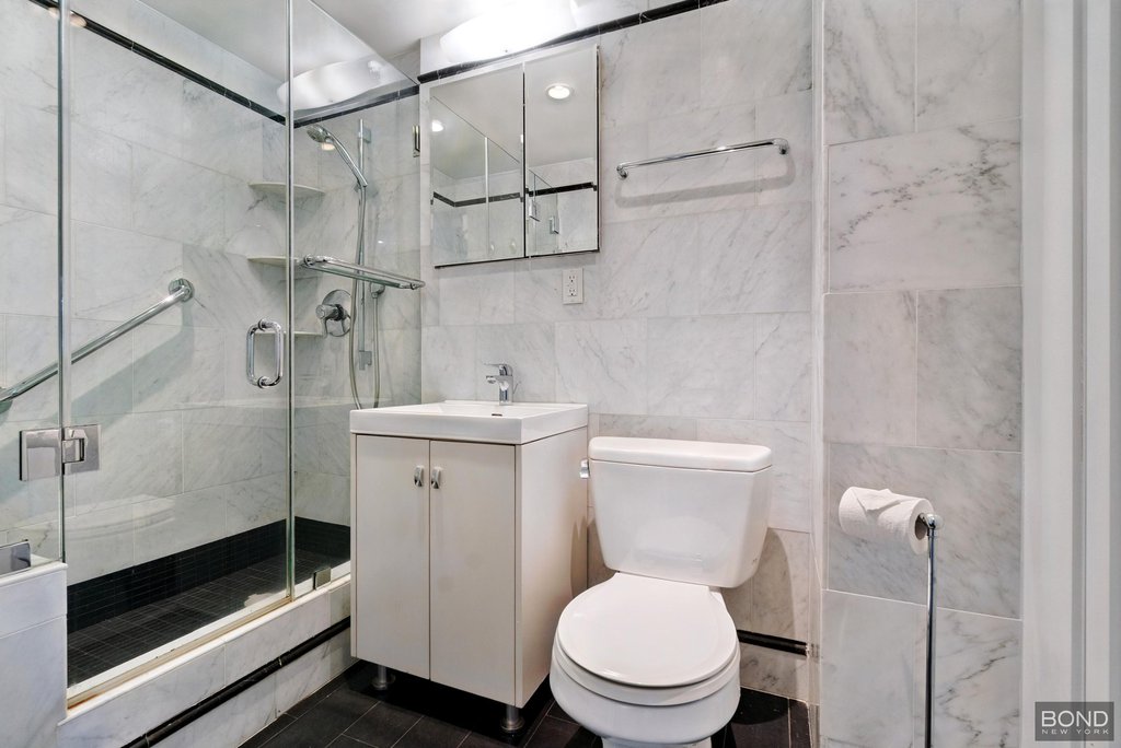 14 Horatio Street, Unit 16J photo 13