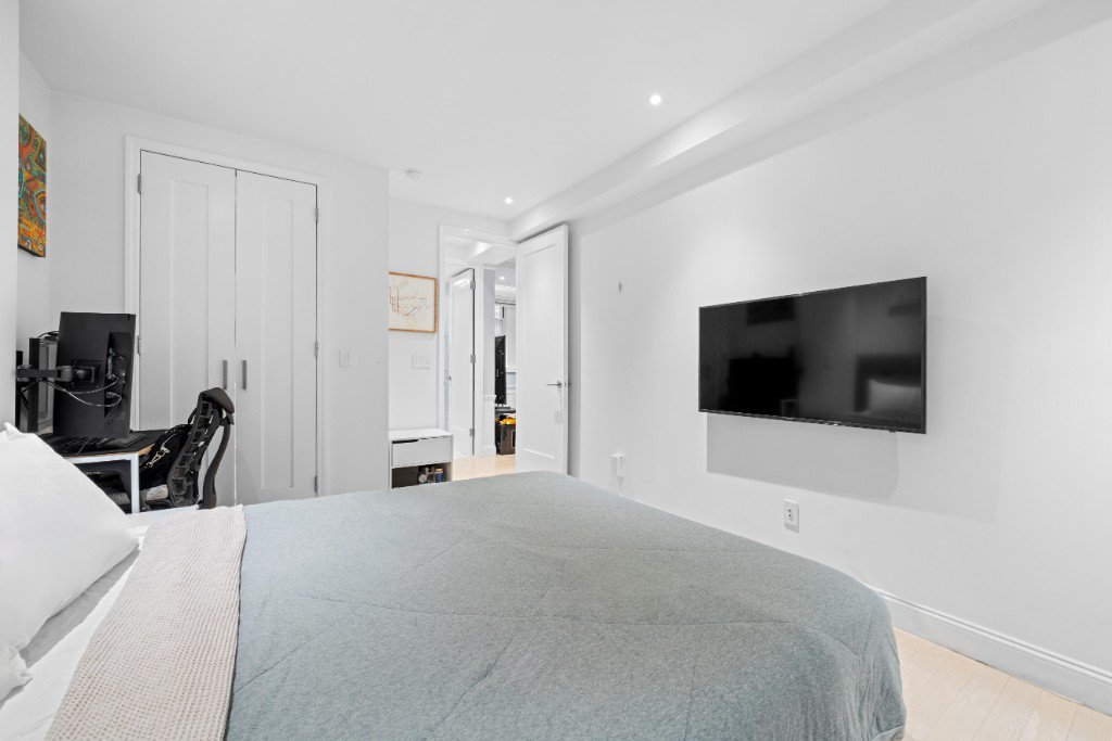 321 West 78th Street, Unit 1E photo 10