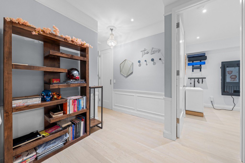 321 West 78th Street, Unit 1E photo 14