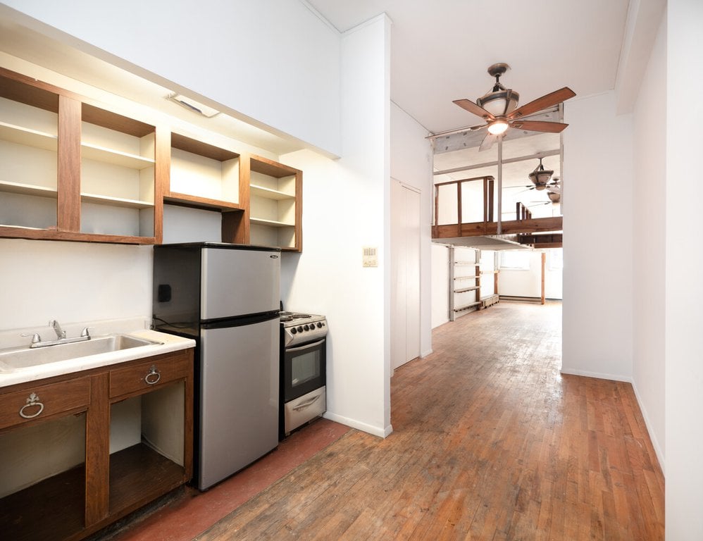 23 Waverly Place, Unit 6L