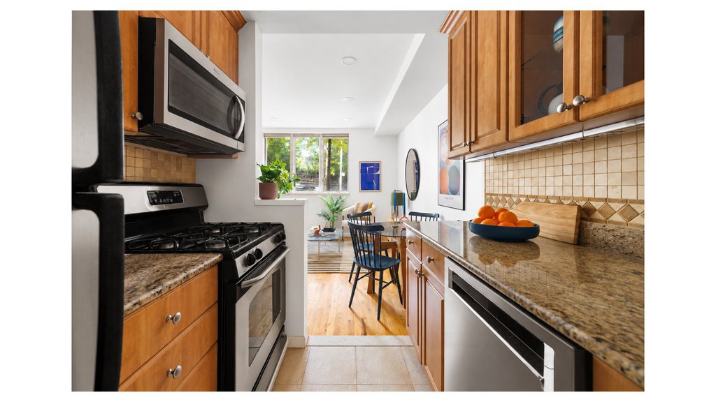 321 23rd Street, Unit 1C photo 4