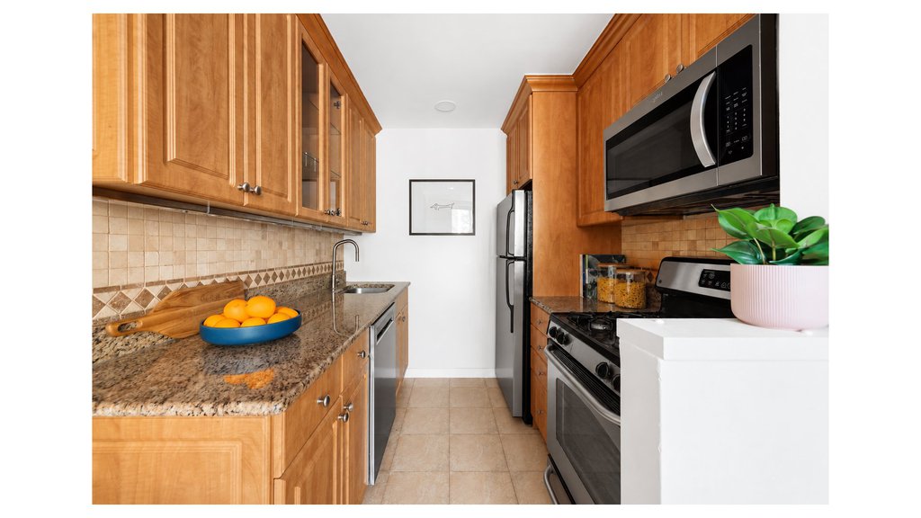 321 23rd Street, Unit 1C photo 5