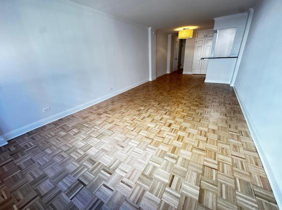 442 West 57th Street, Unit 7F photo 6