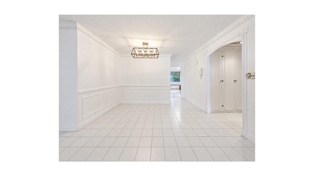 2575 Palisade Avenue, Unit 1L photo 3