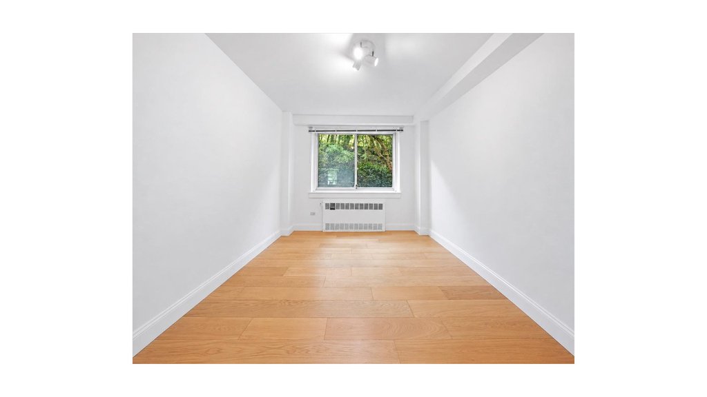 2575 Palisade Avenue, Unit 1L photo 14