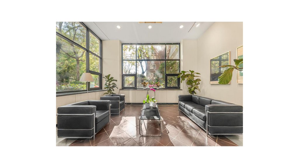 2575 Palisade Avenue, Unit 1L photo 18