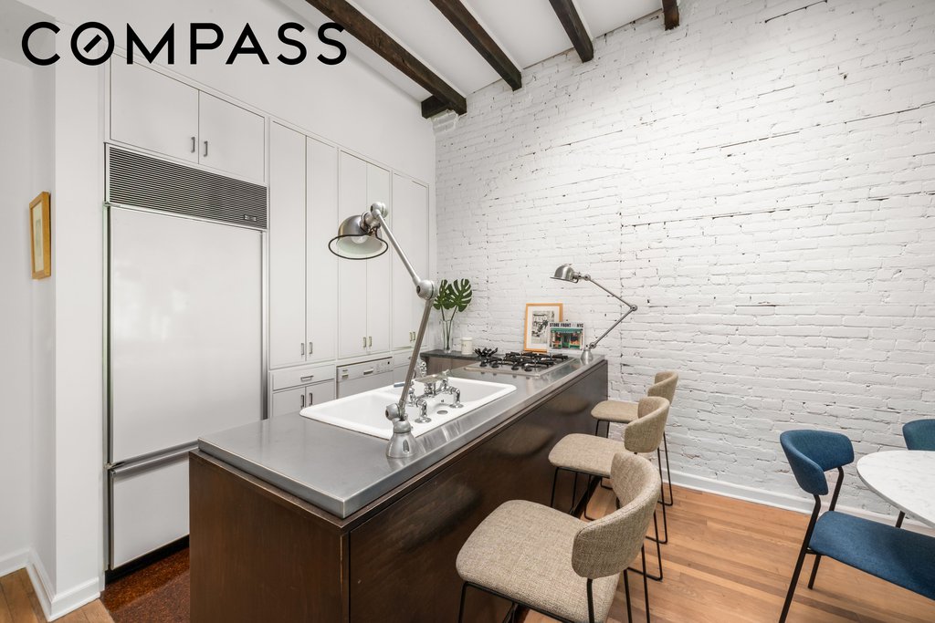 68 West 11th Street, Unit 4 photo 4