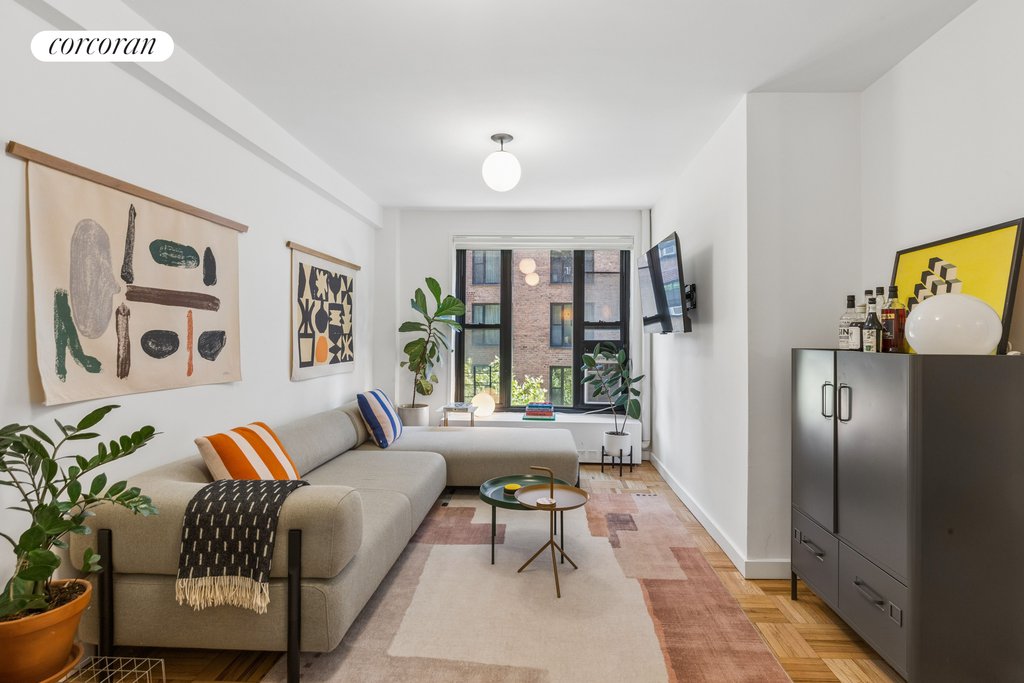 345 Clinton Avenue, Unit 6A