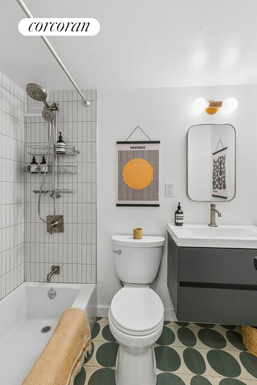 345 Clinton Avenue, Unit 6A photo 9