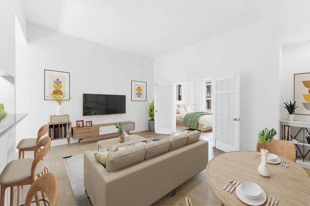 220 Riverside Boulevard, Unit 5T