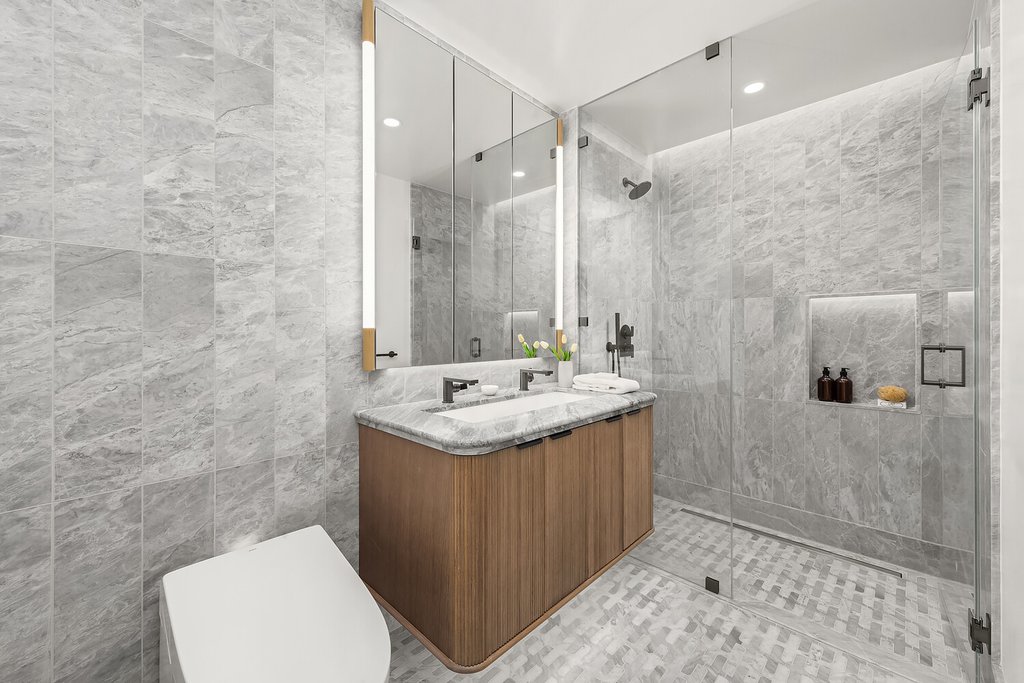 401 West 37th Street, Unit 3DS photo 5