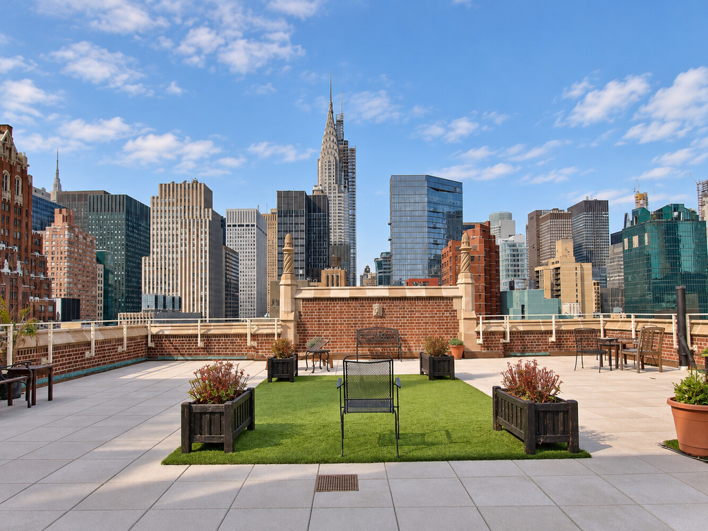 45 Tudor City Place, Unit 1604 photo 10