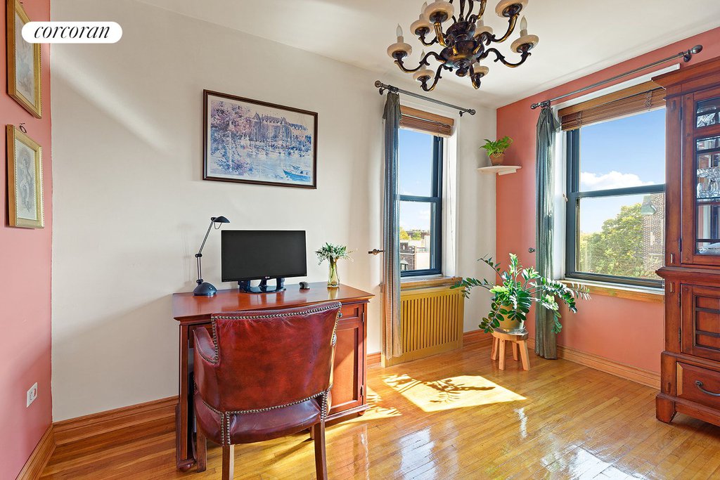 7423 Ridge Boulevard, Unit 6B photo 3