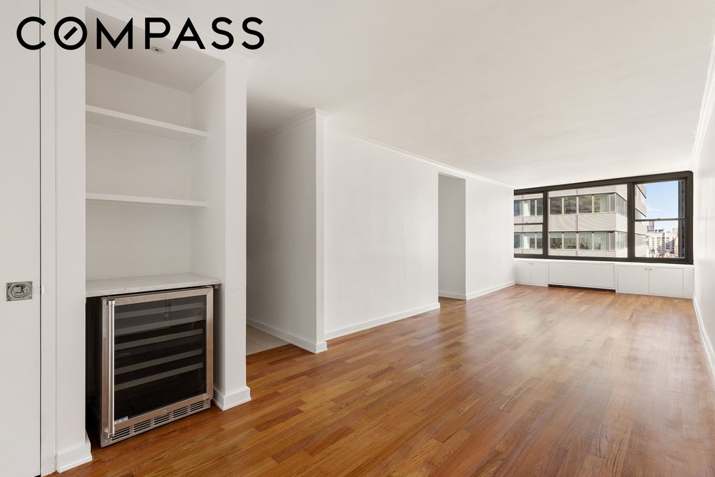 117 East 57th Street, Unit 25G photo 3
