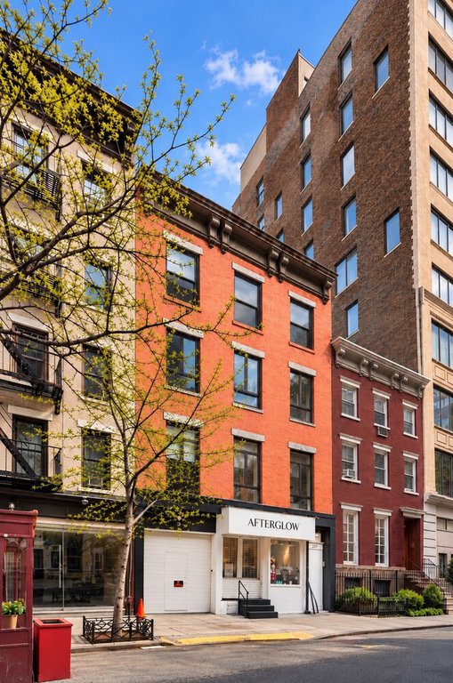 257 West 19th Street – For Sale