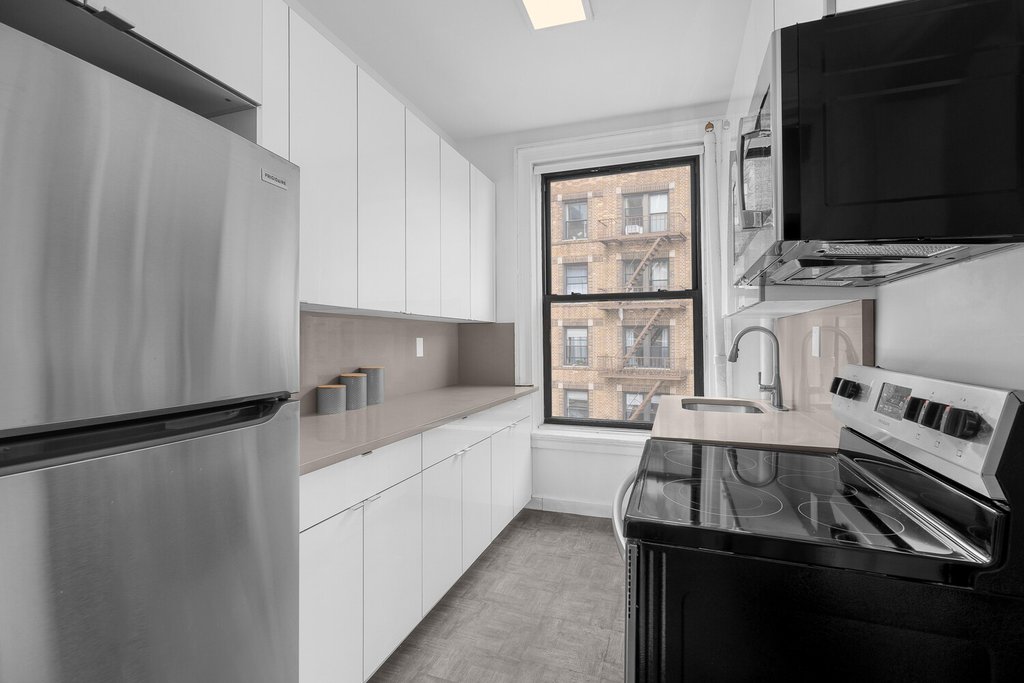 257 West 19th Street – For Sale photo 5