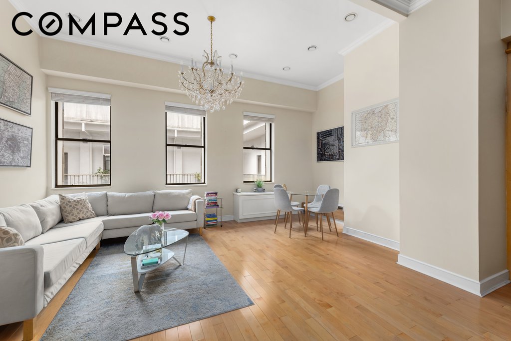 3 Hanover Square, Unit 23E photo 2
