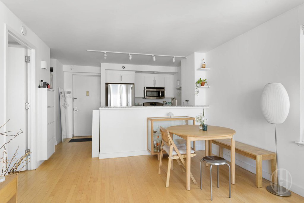 53 Boerum place, Unit 11C photo 4