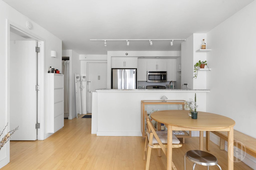 53 Boerum place, Unit 11C photo 5