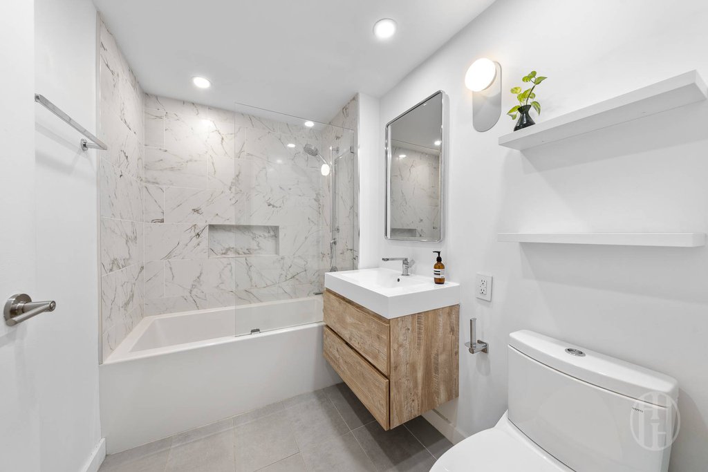 53 Boerum place, Unit 11C photo 9