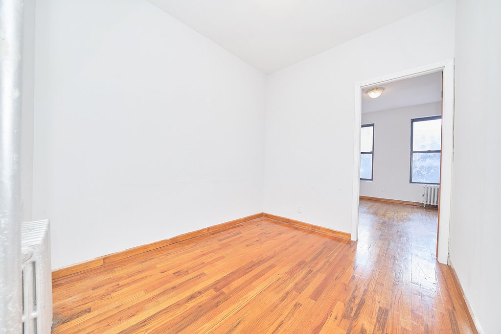 462 Ninth Avenue, Unit 2 photo 2