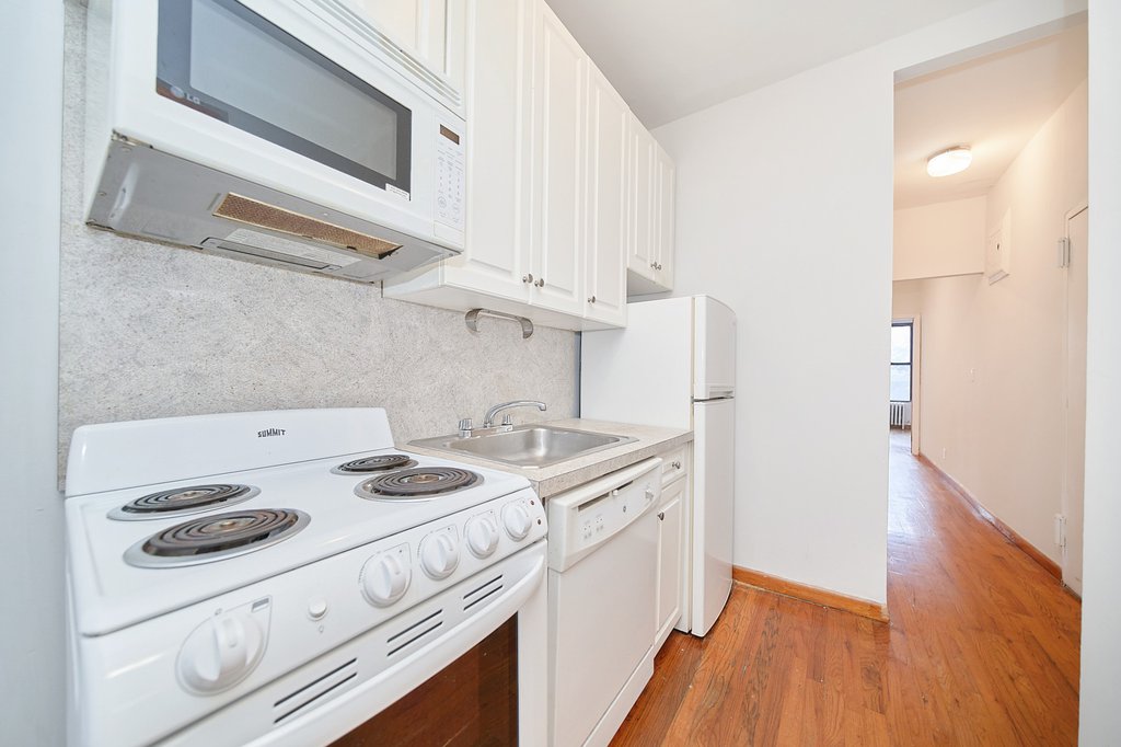 462 Ninth Avenue, Unit 2 photo 8