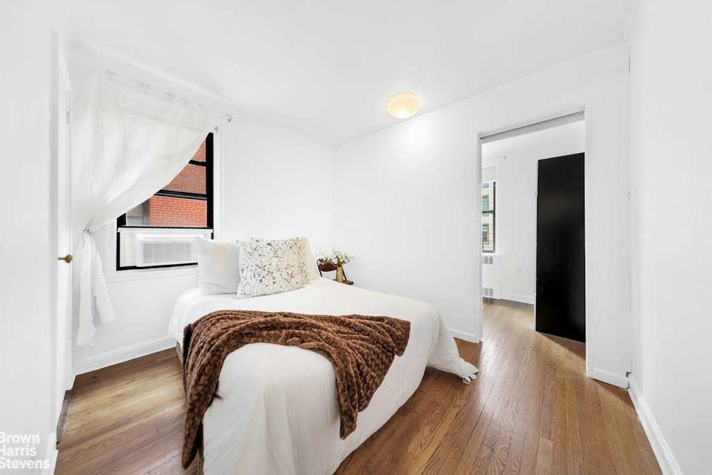 205 West 95th Street, Unit 4E photo 5