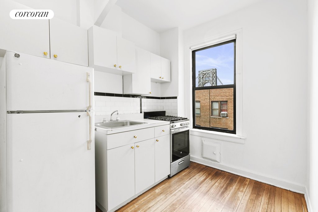 860 West 181st Street, Unit 51B photo 5