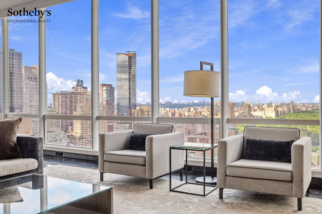 157 West 57th Street, Unit 38B photo 2