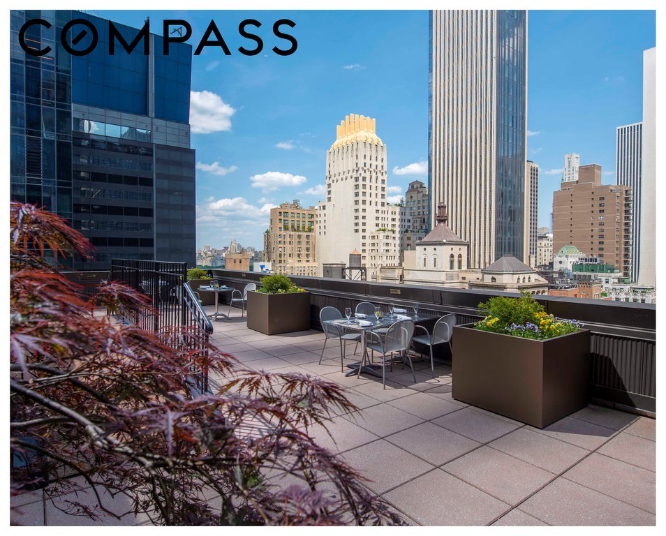 146 West 57th Street, Unit 38E photo 12