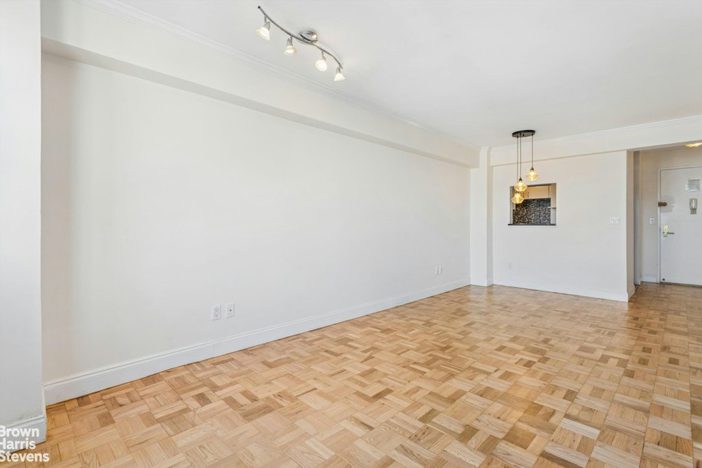 445 East 86th Street, Unit 15D photo 6