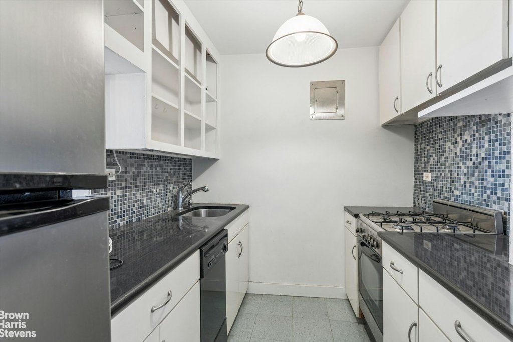 445 East 86th Street, Unit 15D photo 9