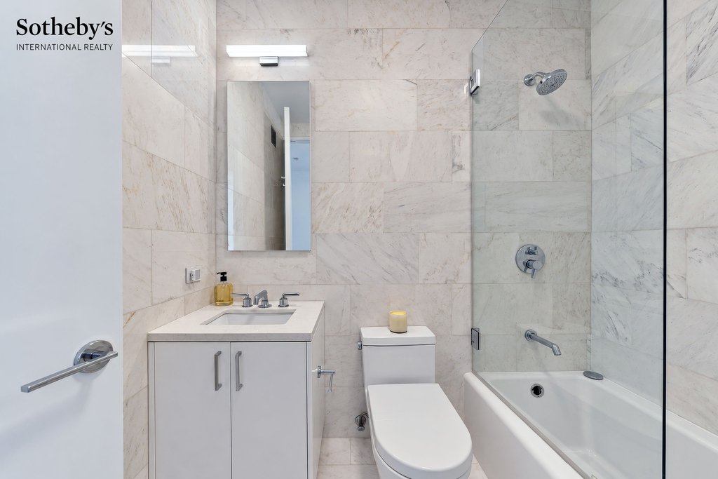 188 East 64th Street, Unit 2506 photo 25