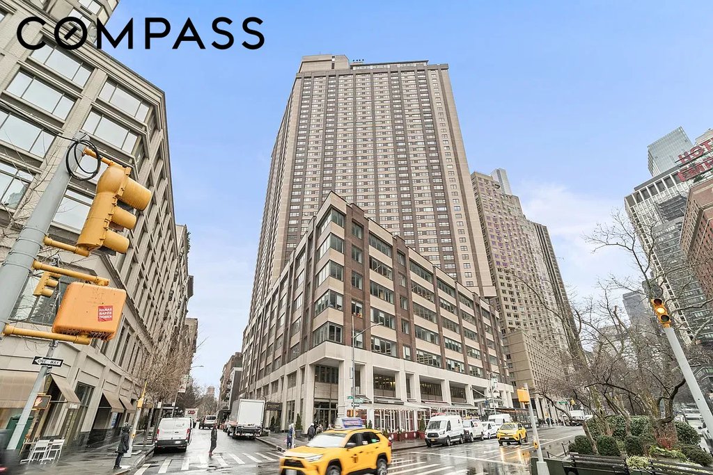 20 West 64th Street, Unit 26T photo 18